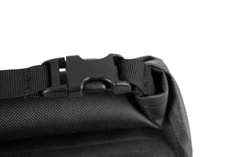 Brompton Metro Waterproof Pouch in Black-2